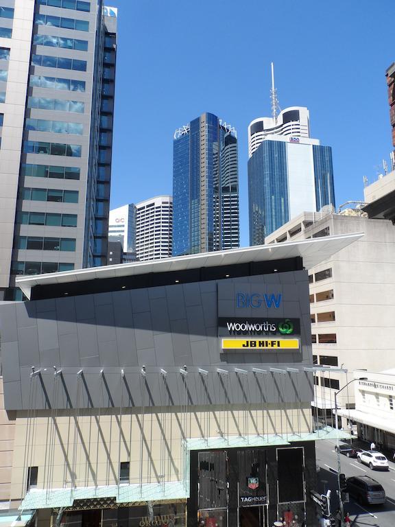 Base Brisbane Embassy Vandrehjem Eksteriør billede