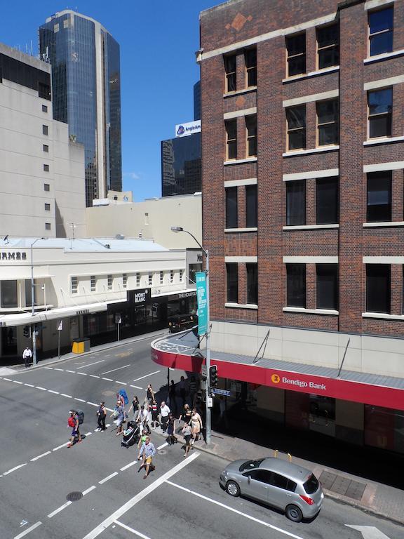 Base Brisbane Embassy Vandrehjem Eksteriør billede
